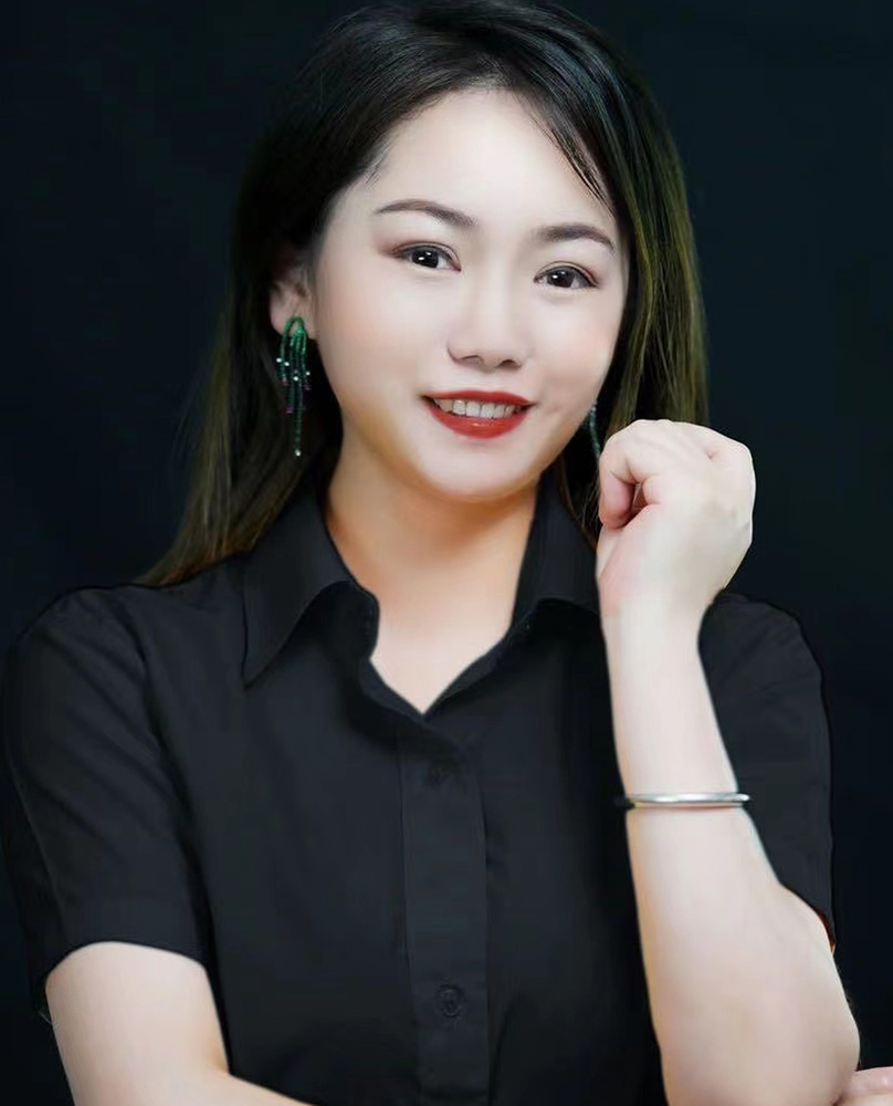 曾菁设计师
