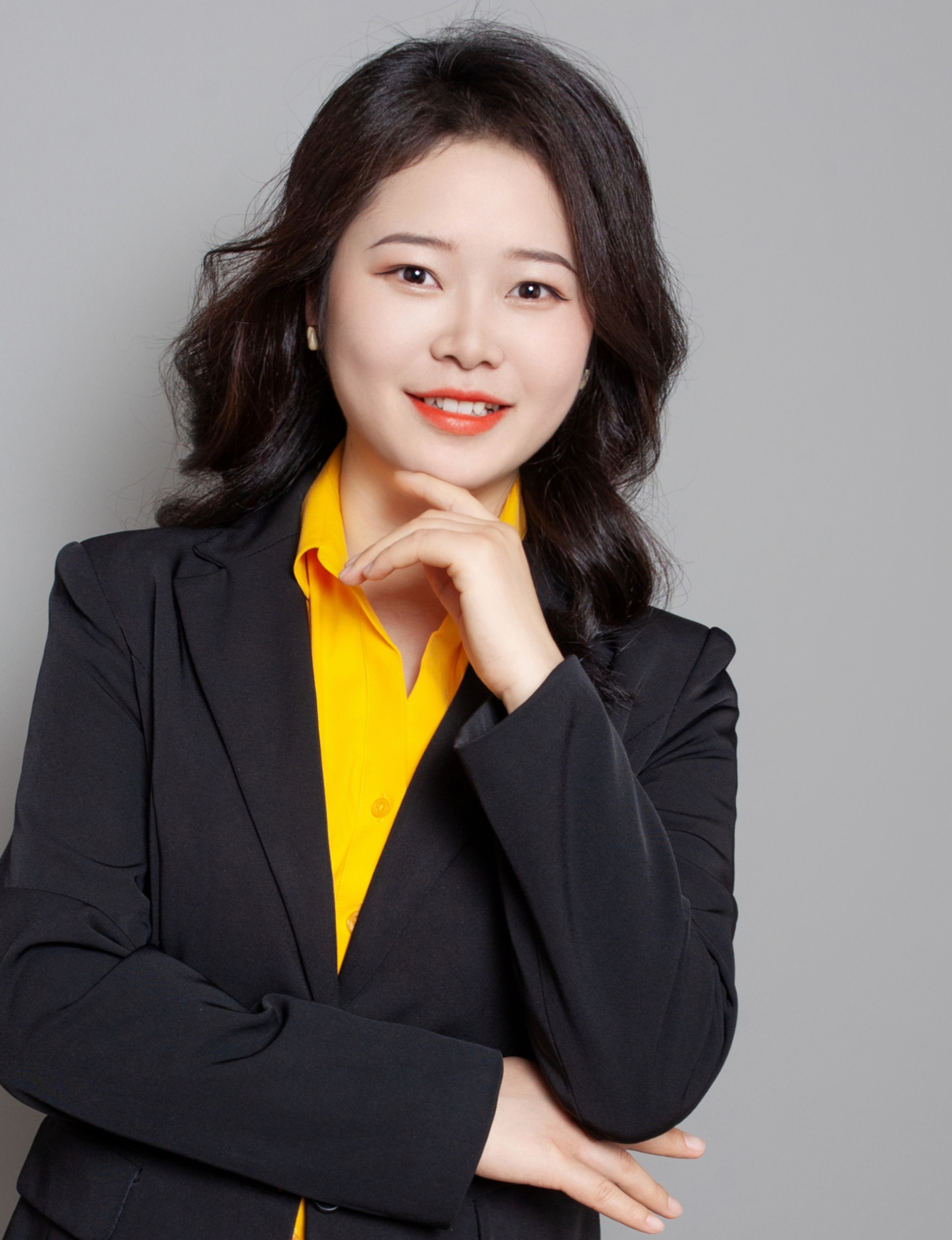 张忠婷设计师